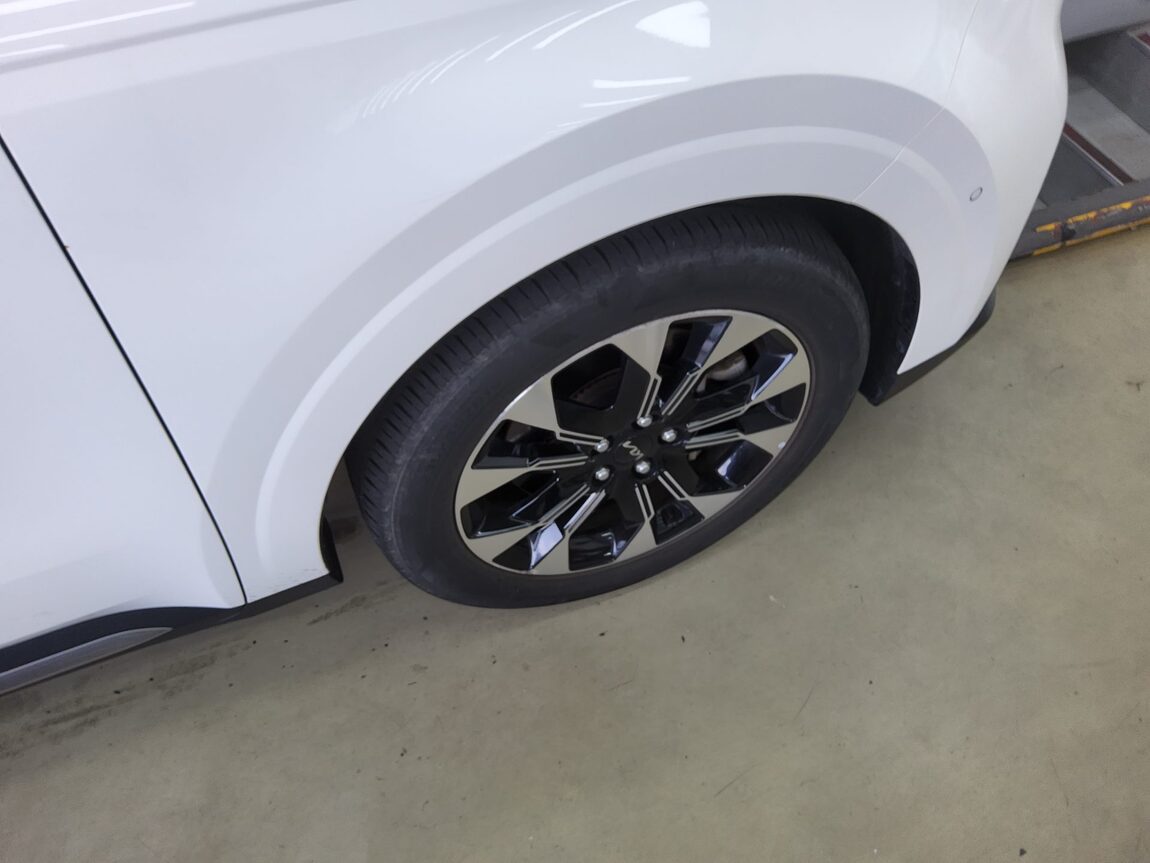 KIA NEW CARNIVAL (KA4) 9-SEATER GASOLINE SIGNATURE 2023 - zdjęcie 23