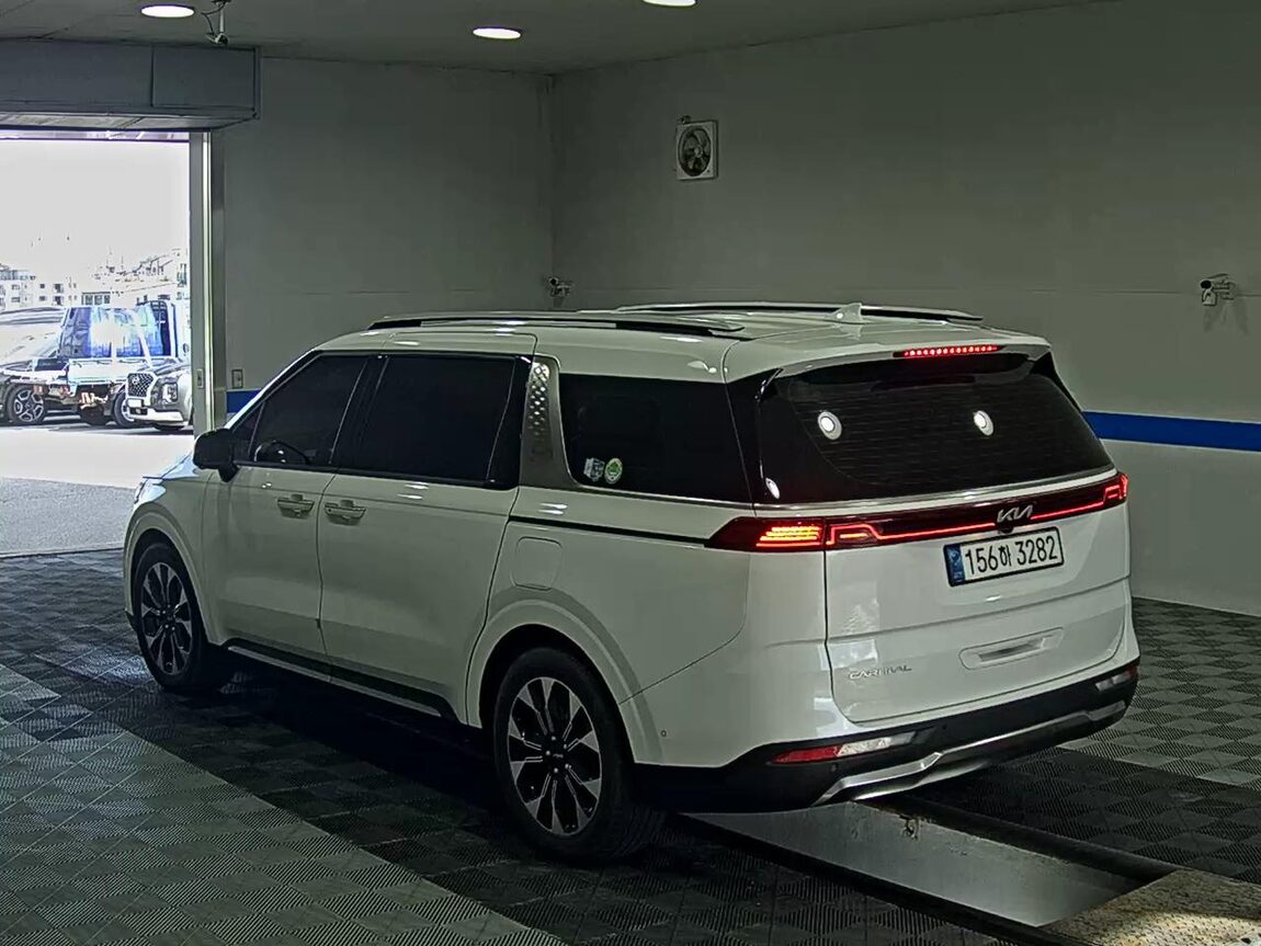 KIA NEW CARNIVAL (KA4) 9-SEATER GASOLINE SIGNATURE 2023 - zdjęcie 6