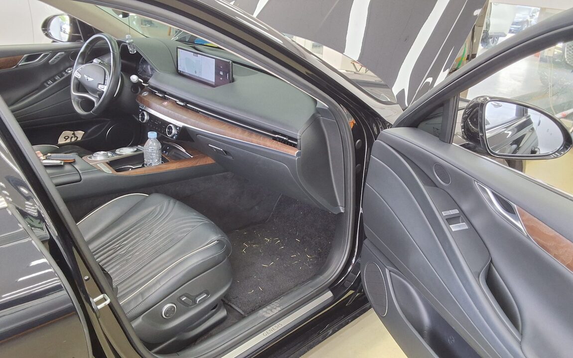 GENESIS THE ALL NEW G80 GASOLINE 2.5 2WD BASE MODEL 2021 - zdjęcie 14