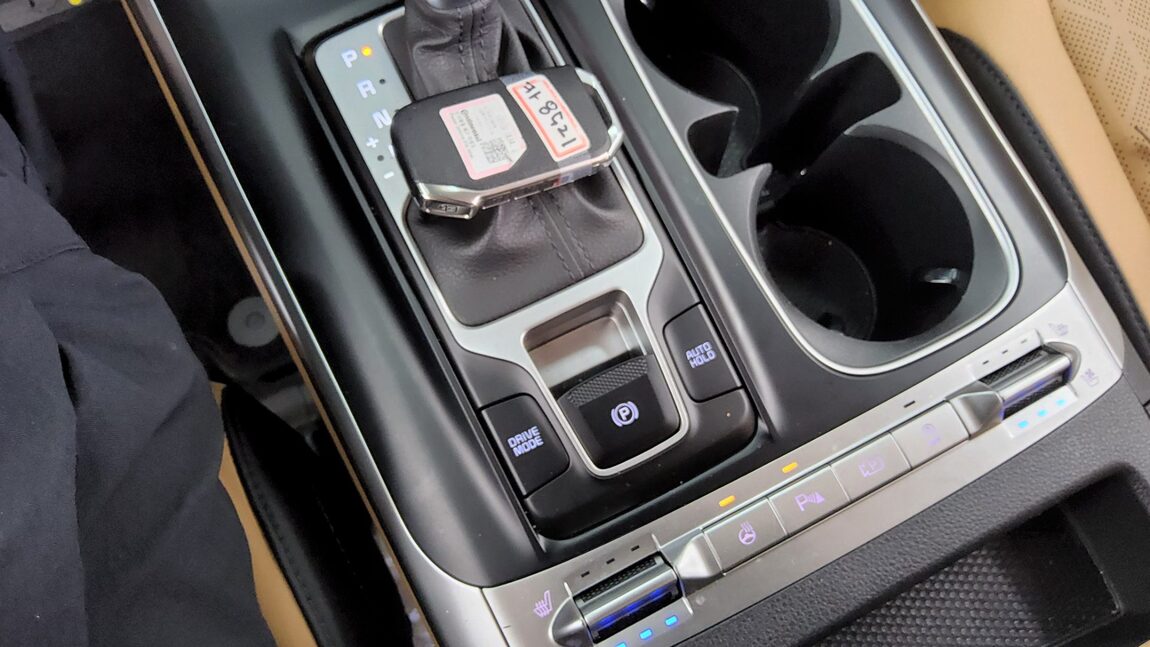 KIA NEW CARNIVAL (KA4) 9-SEATER DIESEL PRESTIGE 2023 - zdjęcie 20