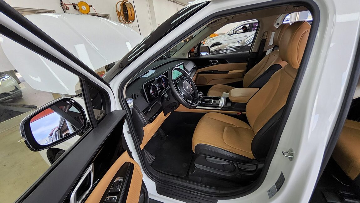 KIA NEW CARNIVAL (KA4) 9-SEATER DIESEL PRESTIGE 2023 - zdjęcie 10