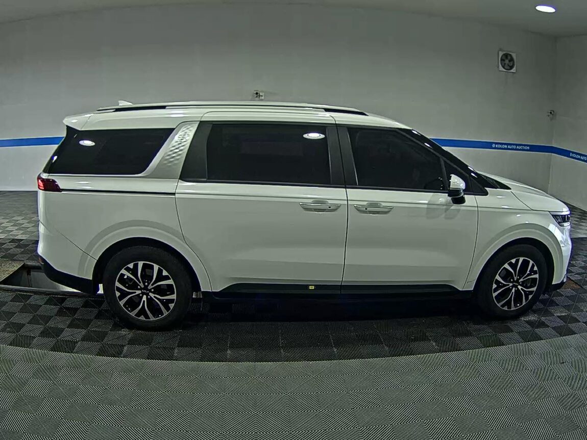 KIA NEW CARNIVAL (KA4) 9-SEATER DIESEL PRESTIGE 2023 - zdjęcie 4