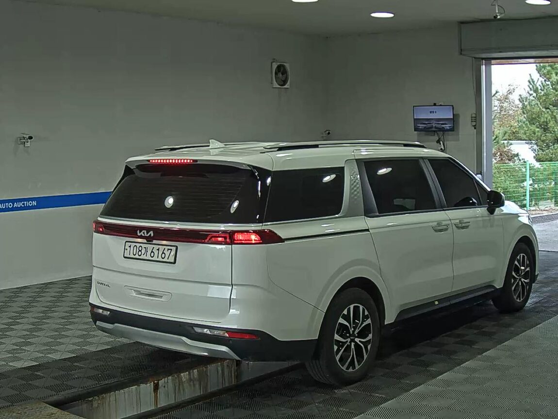 KIA NEW CARNIVAL (KA4) 9-SEATER DIESEL PRESTIGE 2023 - zdjęcie 5