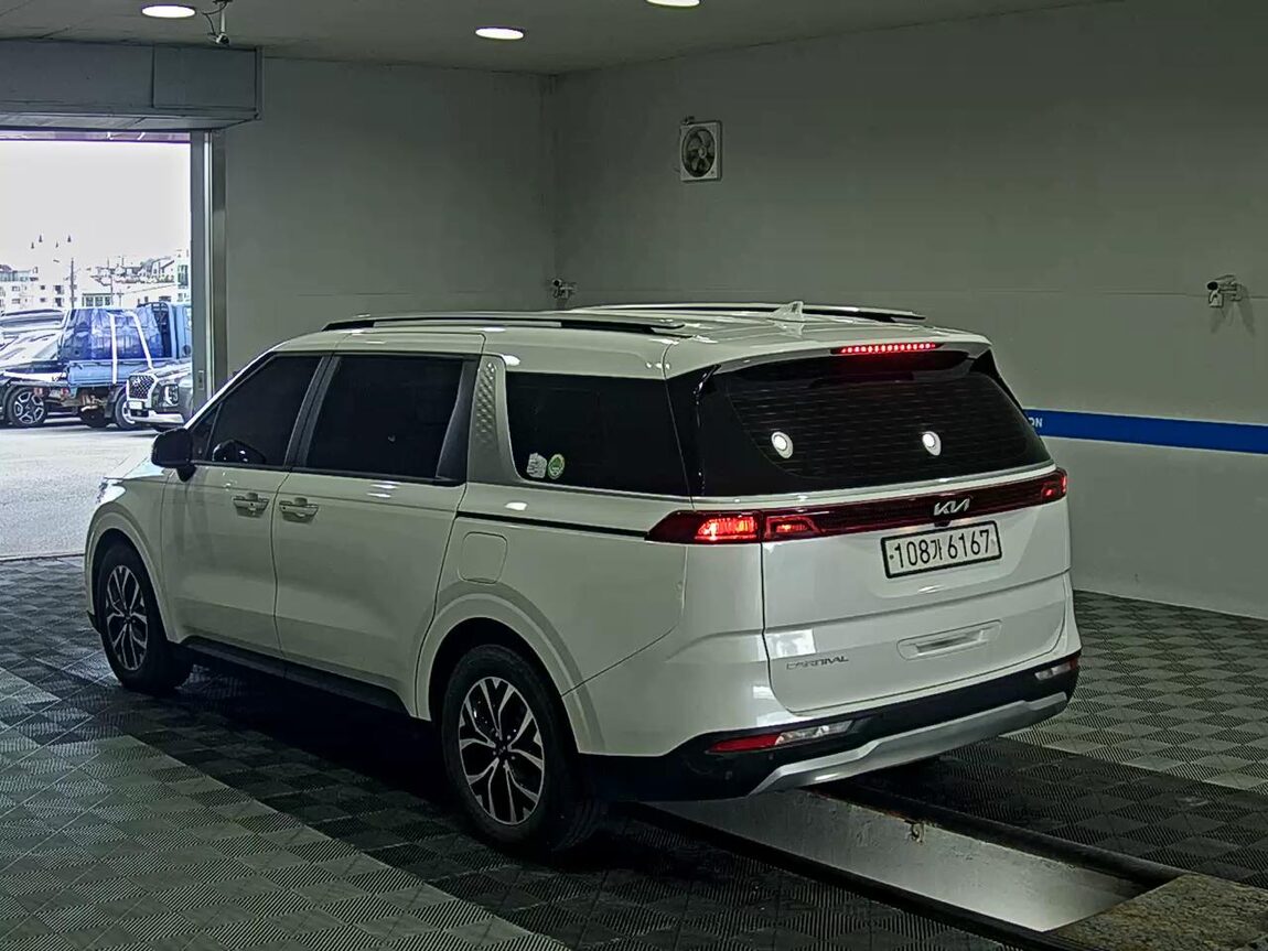 KIA NEW CARNIVAL (KA4) 9-SEATER DIESEL PRESTIGE 2023 - zdjęcie 6