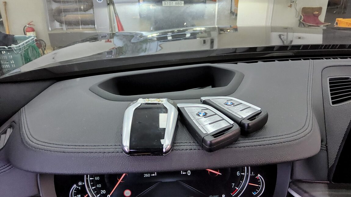 BMW 5 SERIES (7TH GEN) 530i xDRIVE M SPORT PACK PLUS 2018 - zdjęcie 20