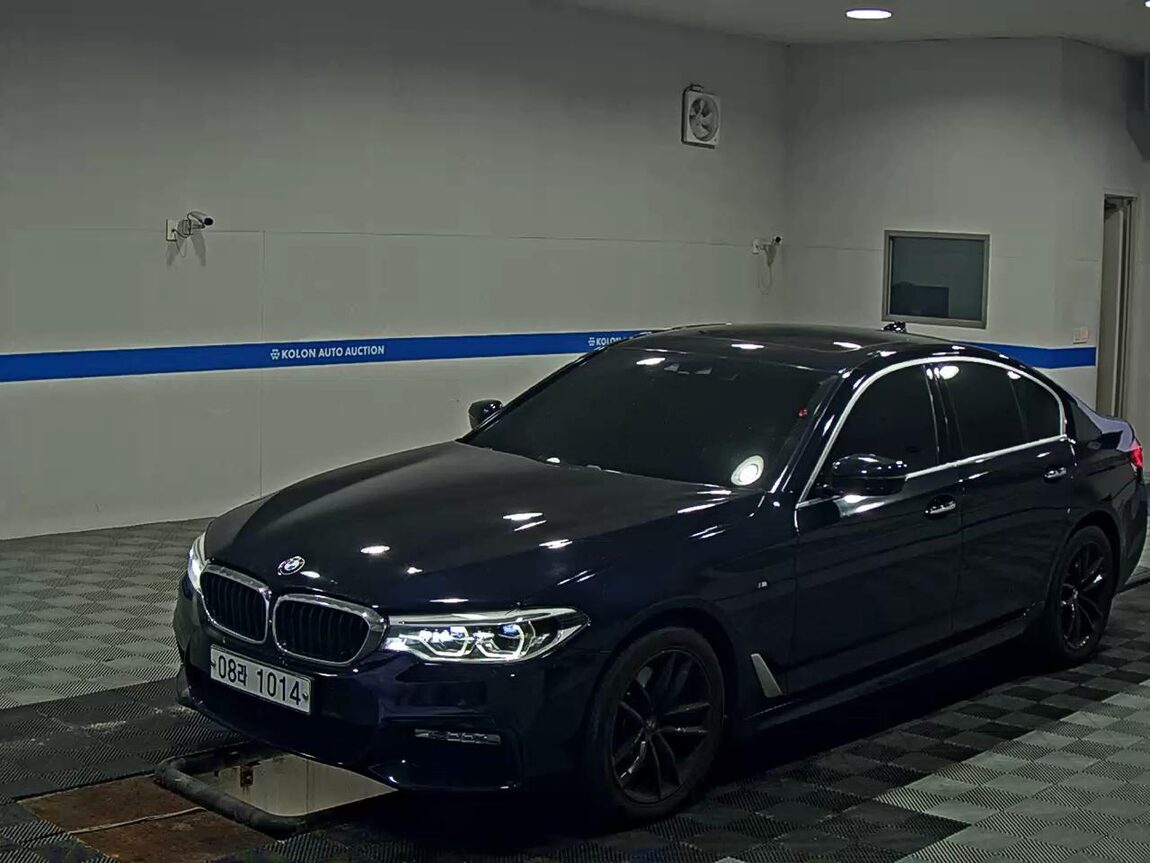 BMW 5 SERIES (7TH GEN) 530i xDRIVE M SPORT PACK PLUS 2018 - zdjęcie 2