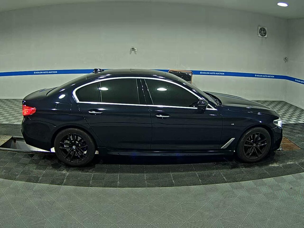 BMW 5 SERIES (7TH GEN) 530i xDRIVE M SPORT PACK PLUS 2018 - zdjęcie 4