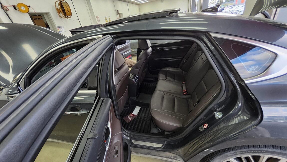 HYUNDAI GRANDEUR IG 2.2 DIESEL PREMIUM SPECIAL 2018 - zdjęcie 12