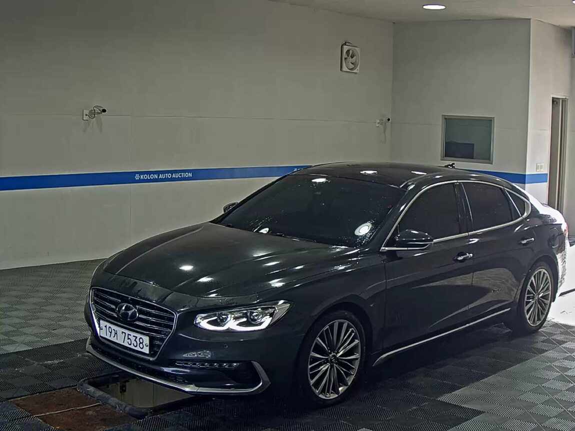 HYUNDAI GRANDEUR IG 2.2 DIESEL PREMIUM SPECIAL 2018 - zdjęcie 2