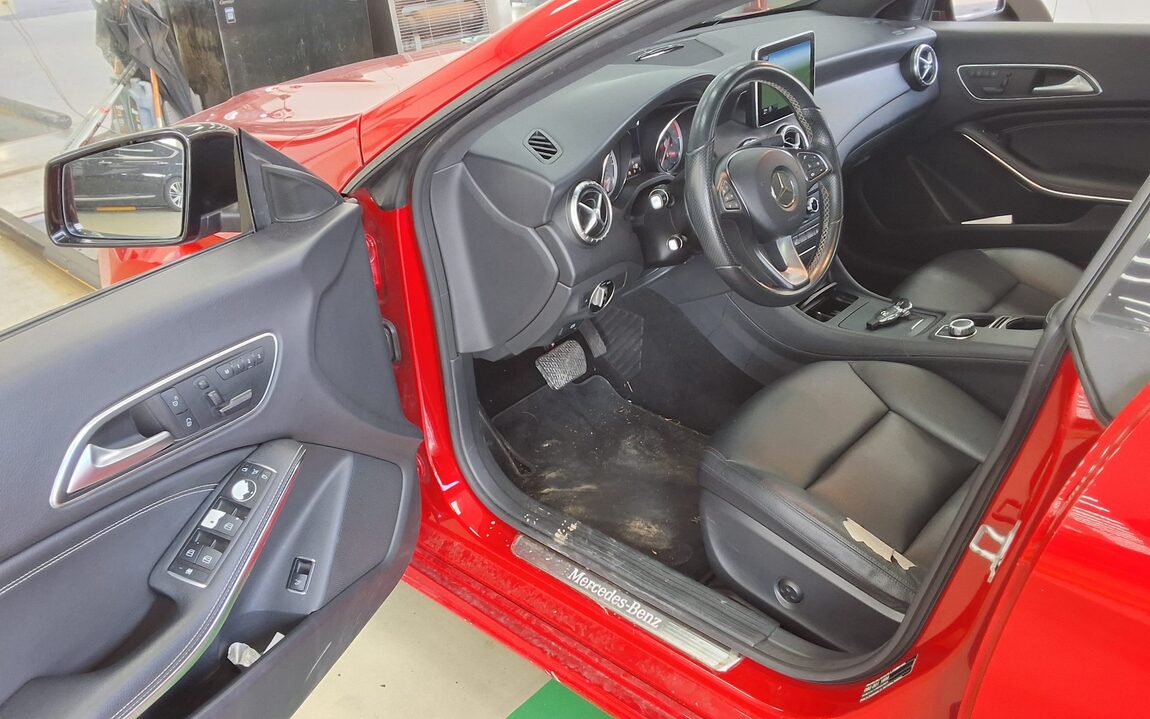 MERCEDES-BENZ CLA-CLASS CLA200 CDI 4MATIC 2015 - zdjęcie 10