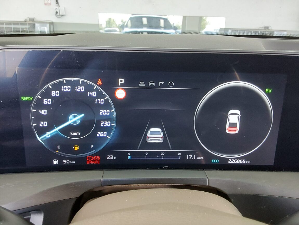 KIA K8 HYBRID HEV NOBLESSE 2023 - zdjęcie 9