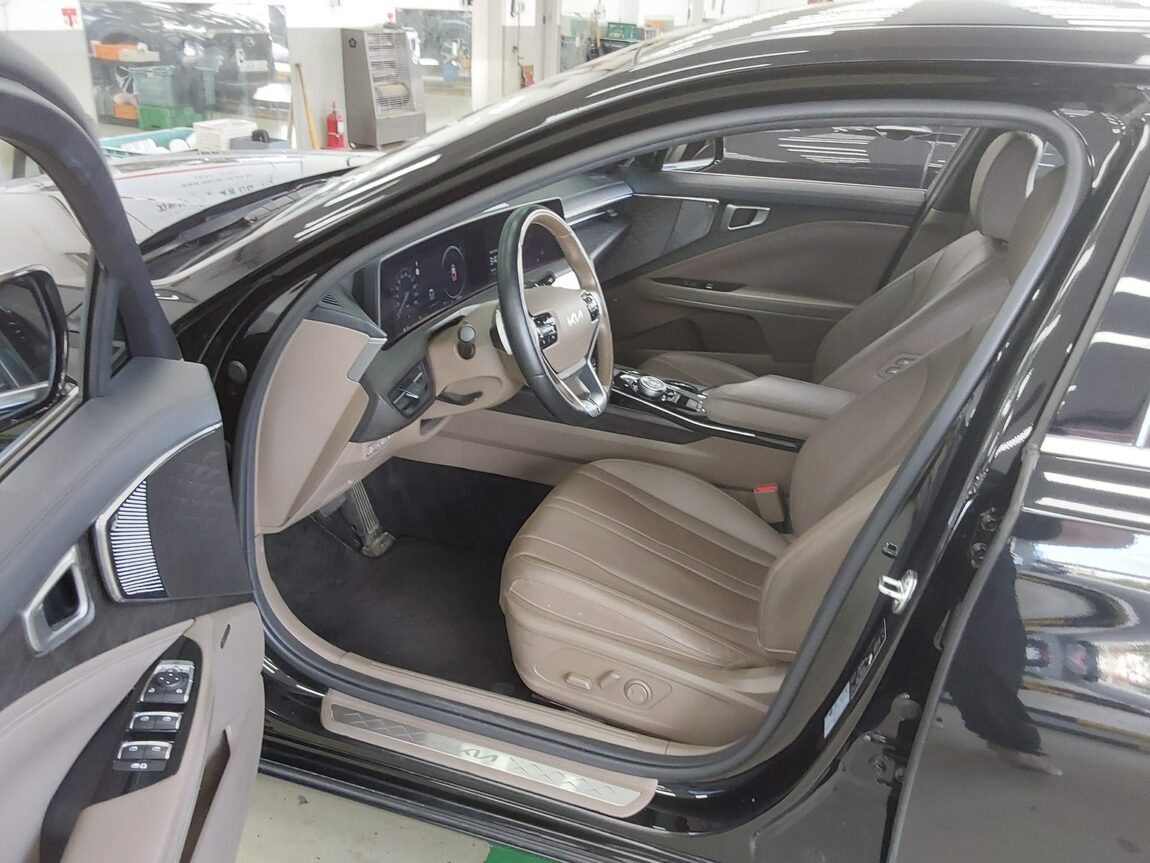 KIA K8 HYBRID HEV NOBLESSE 2023 - zdjęcie 10