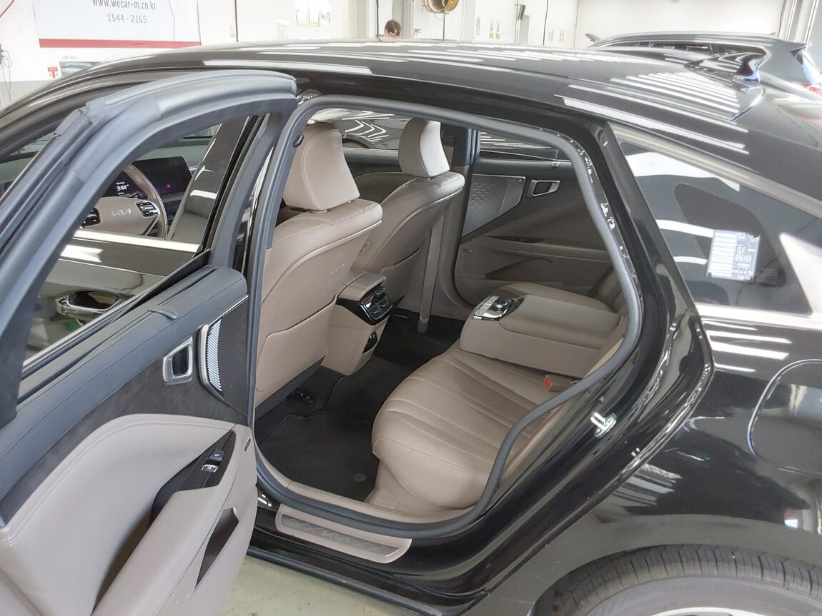 KIA K8 HYBRID HEV NOBLESSE 2023 - zdjęcie 12