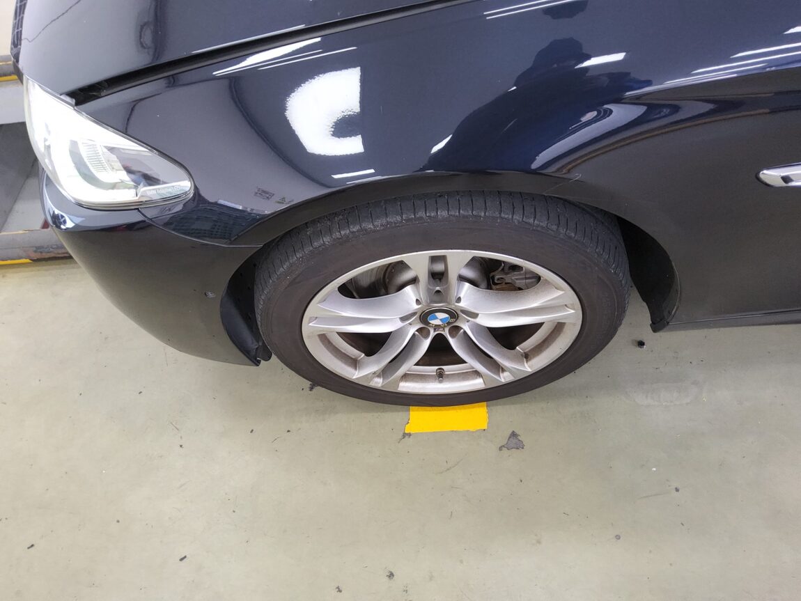 BMW 5 SERIES (6TH GEN) 520d xDRIVE M AERODYNAMIC PRO 2016 - zdjęcie 20