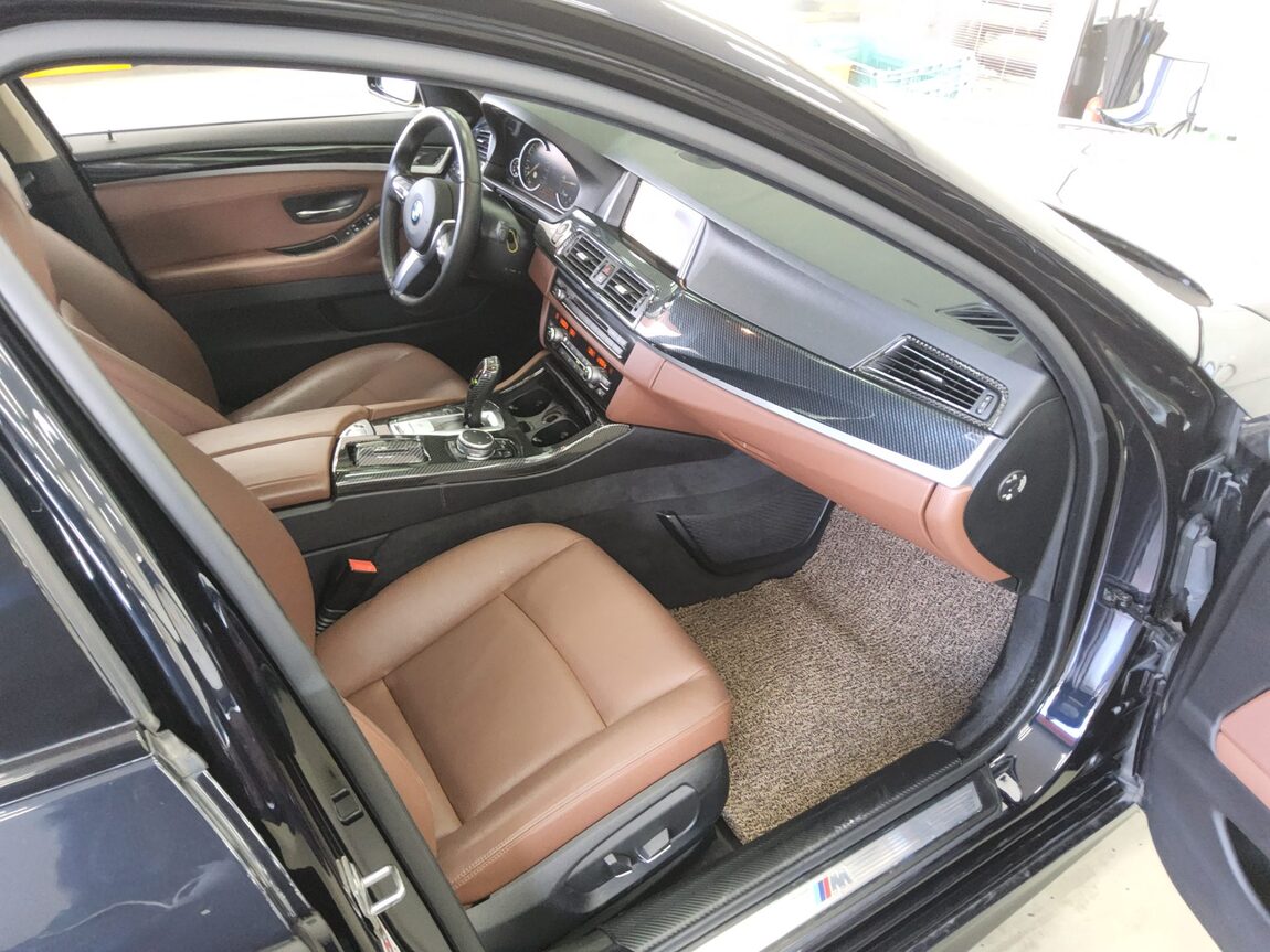 BMW 5 SERIES (6TH GEN) 520d xDRIVE M AERODYNAMIC PRO 2016 - zdjęcie 14