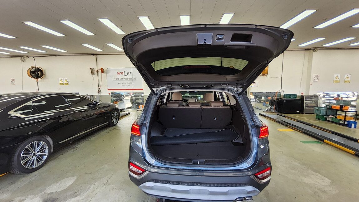 HYUNDAI SANTA FE (TM) R2.2 4WD PRESTIGE 2019 - zdjęcie 15