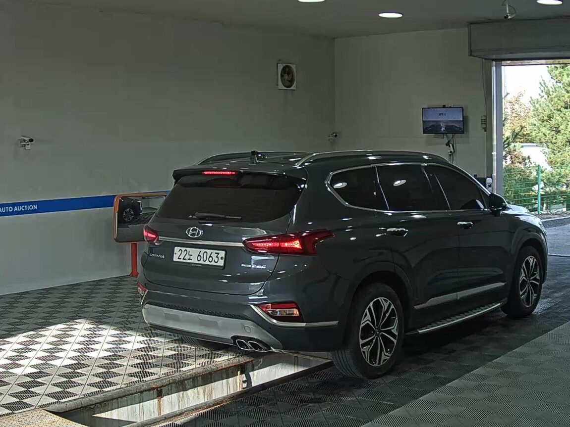 HYUNDAI SANTA FE (TM) R2.2 4WD PRESTIGE 2019 - zdjęcie 5