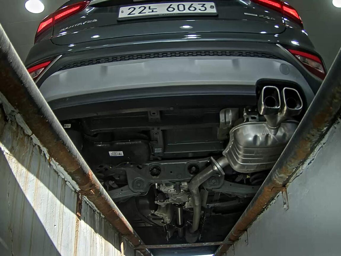 HYUNDAI SANTA FE (TM) R2.2 4WD PRESTIGE 2019 - zdjęcie 8