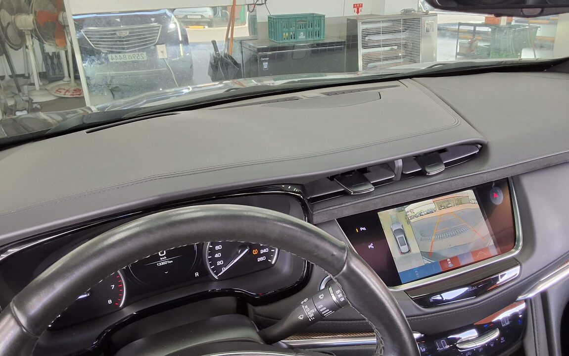 CADILLAC XT5 3.6 PLATINUM 2019 - zdjęcie 20