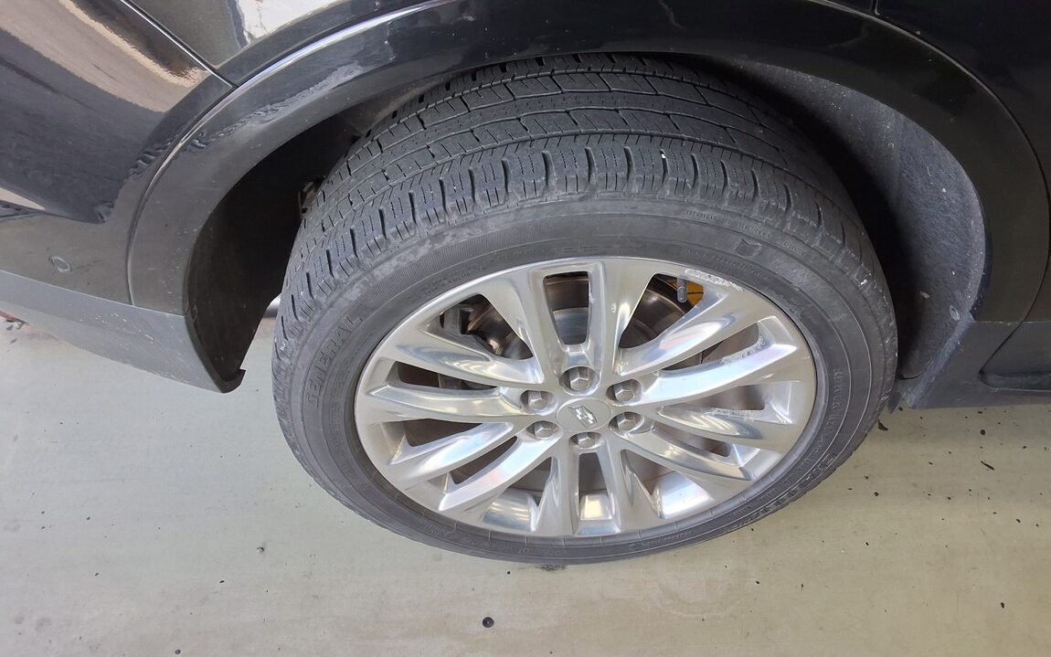 CADILLAC XT5 3.6 PLATINUM 2019 - zdjęcie 27