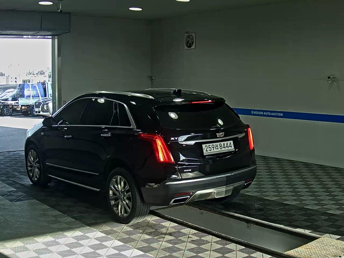 CADILLAC XT5 3.6 PLATINUM 2019 - zdjęcie 6