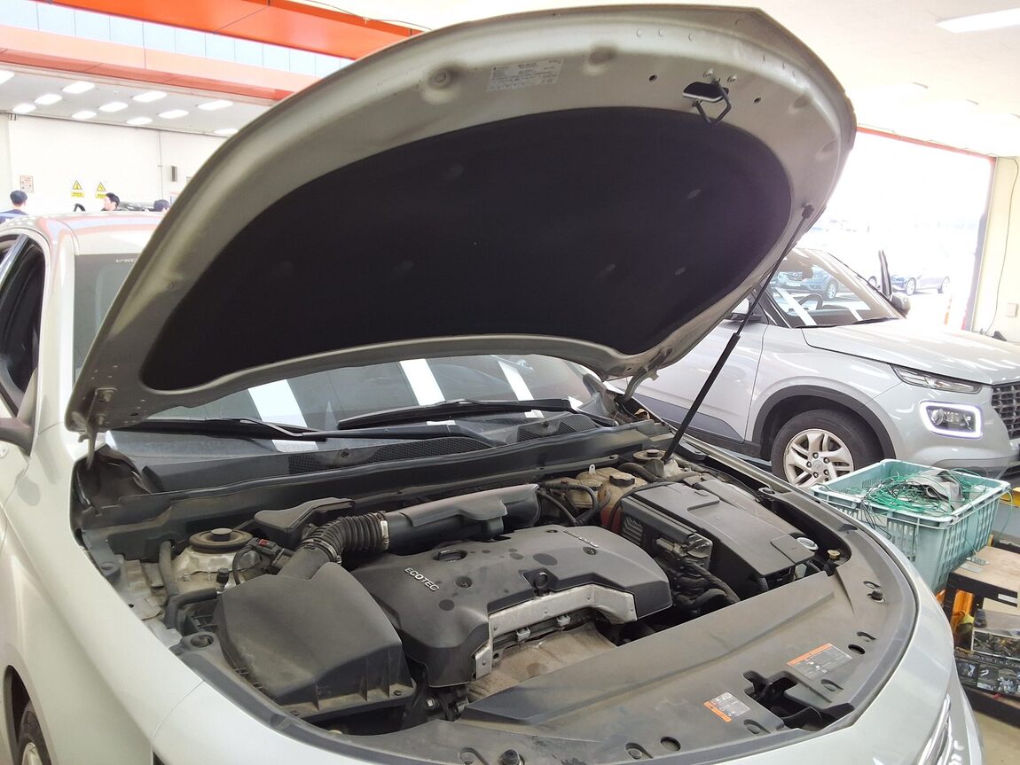 CHEVROLET (DAEWOO) IMPALA 2.5 LTZ 2016 - zdjęcie 18