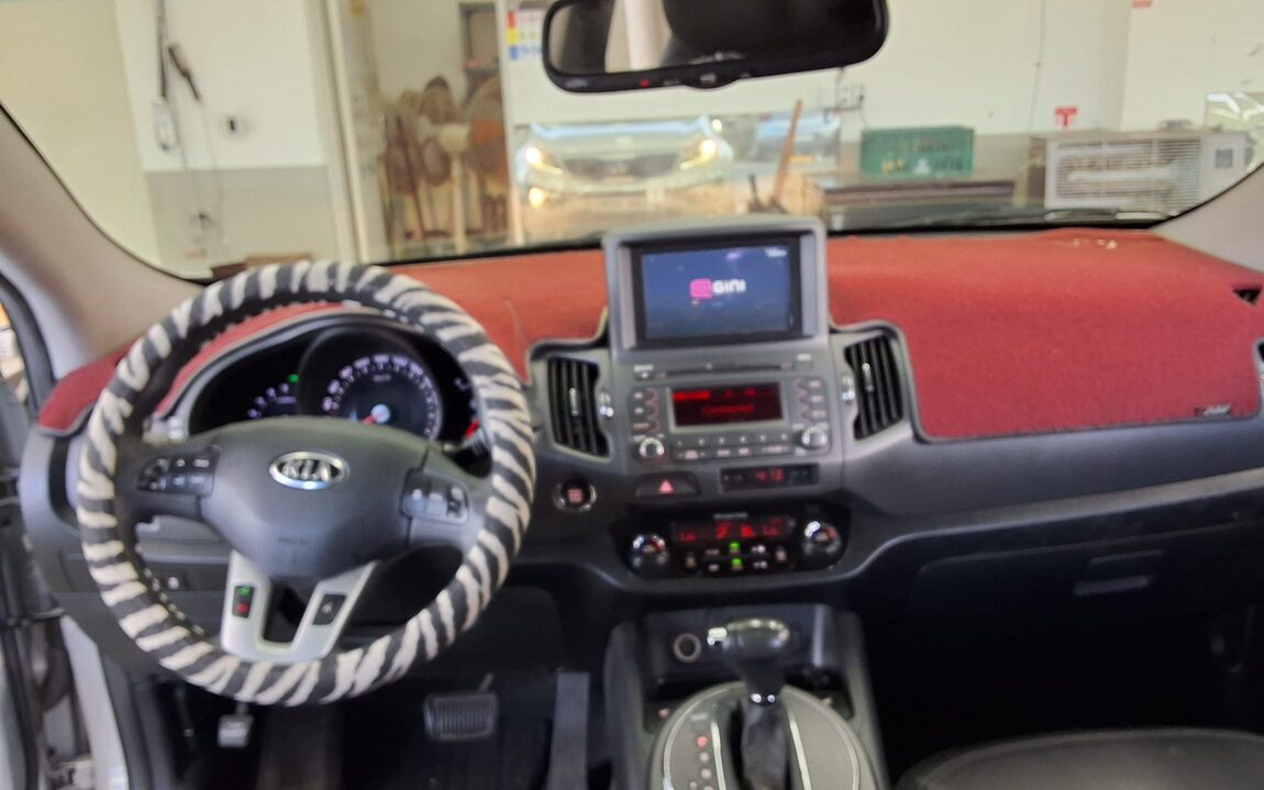 KIA SPORTAGE R DIESEL R2.0 2WD TLX LUXURY MODEL 2012 - zdjęcie 11
