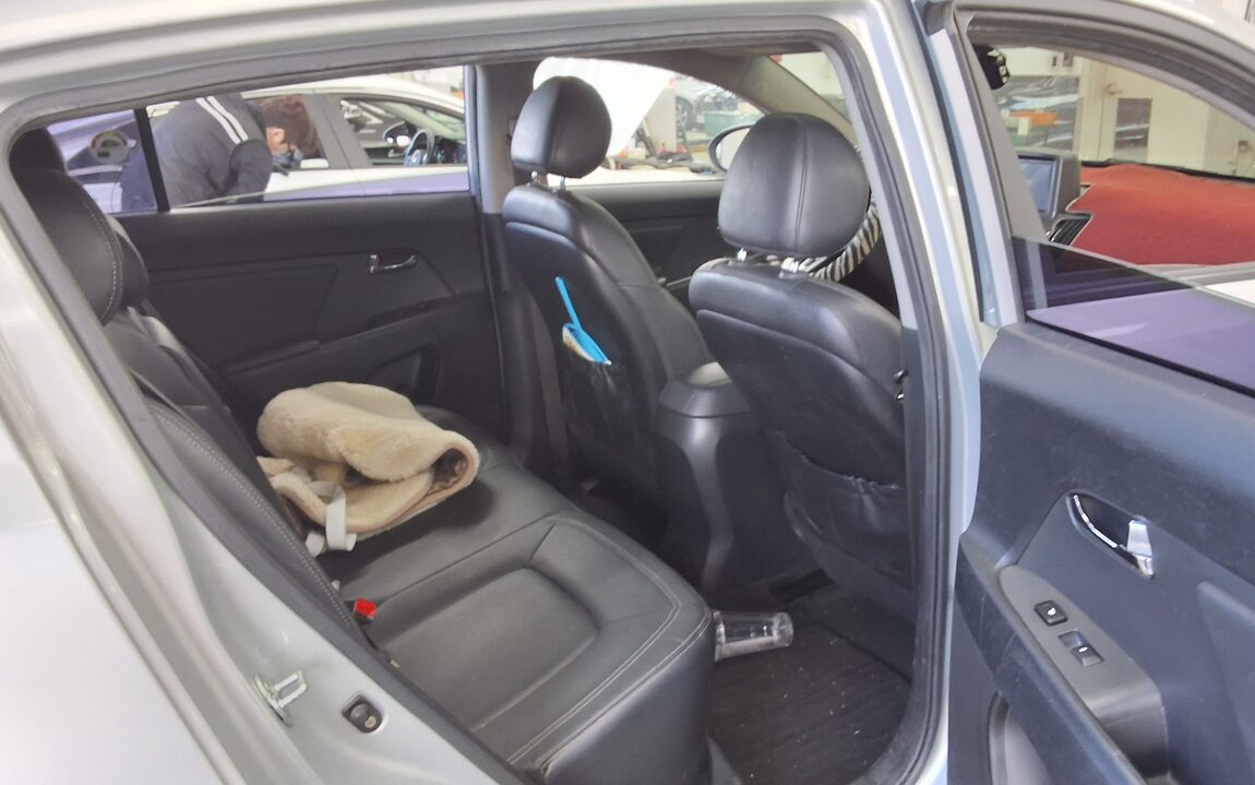 KIA SPORTAGE R DIESEL R2.0 2WD TLX LUXURY MODEL 2012 - zdjęcie 13