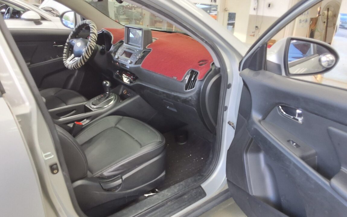 KIA SPORTAGE R DIESEL R2.0 2WD TLX LUXURY MODEL 2012 - zdjęcie 14
