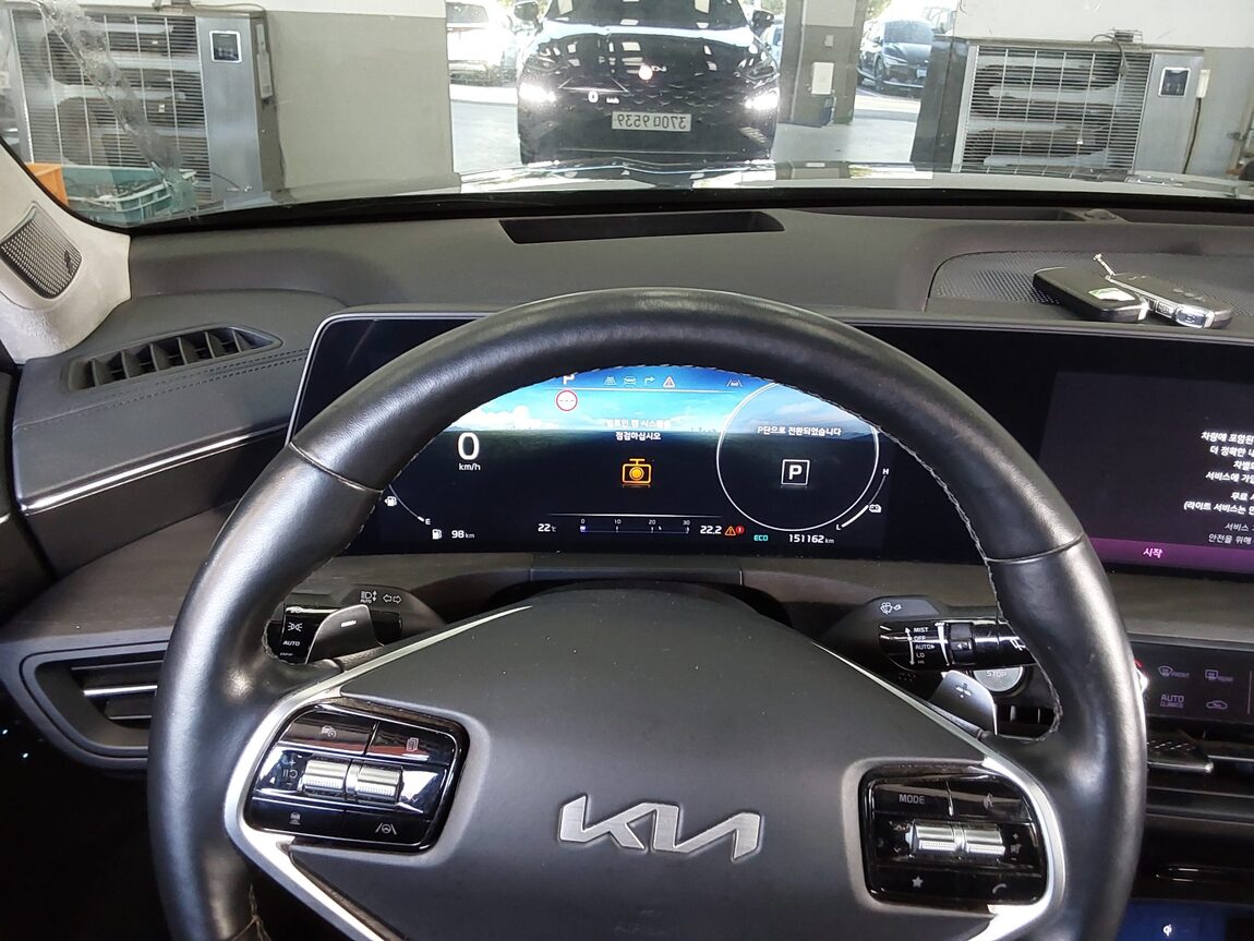 KIA K8 HYBRID HEV SIGNATURE 2023 - zdjęcie 18