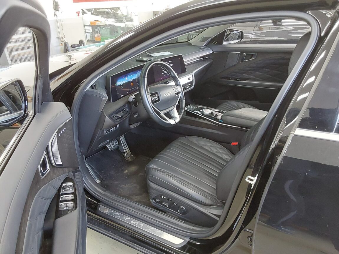 KIA K8 HYBRID HEV SIGNATURE 2023 - zdjęcie 10