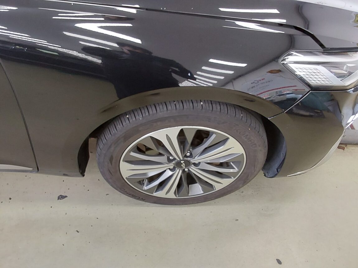 KIA K8 HYBRID HEV SIGNATURE 2023 - zdjęcie 24