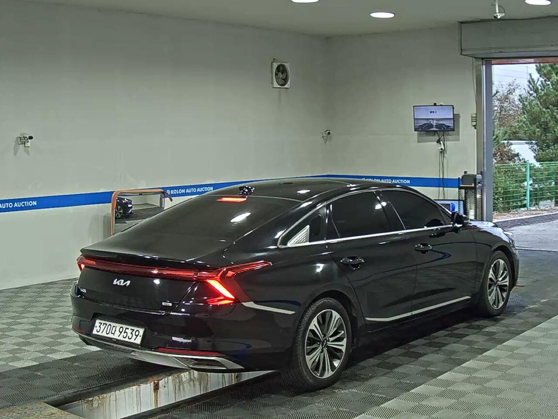 KIA K8 HYBRID HEV SIGNATURE 2023 - zdjęcie 5