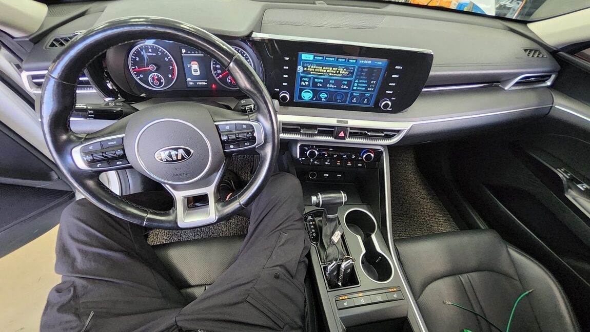 KIA NEW K5 (DL3) 2.0 LPI RENTAL CAR STANDARD 2020 - zdjęcie 11