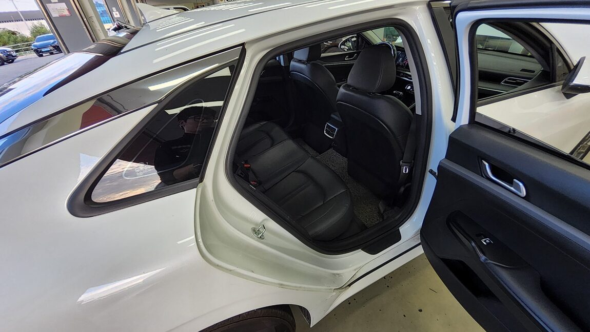 KIA NEW K5 (DL3) 2.0 LPI RENTAL CAR STANDARD 2020 - zdjęcie 13