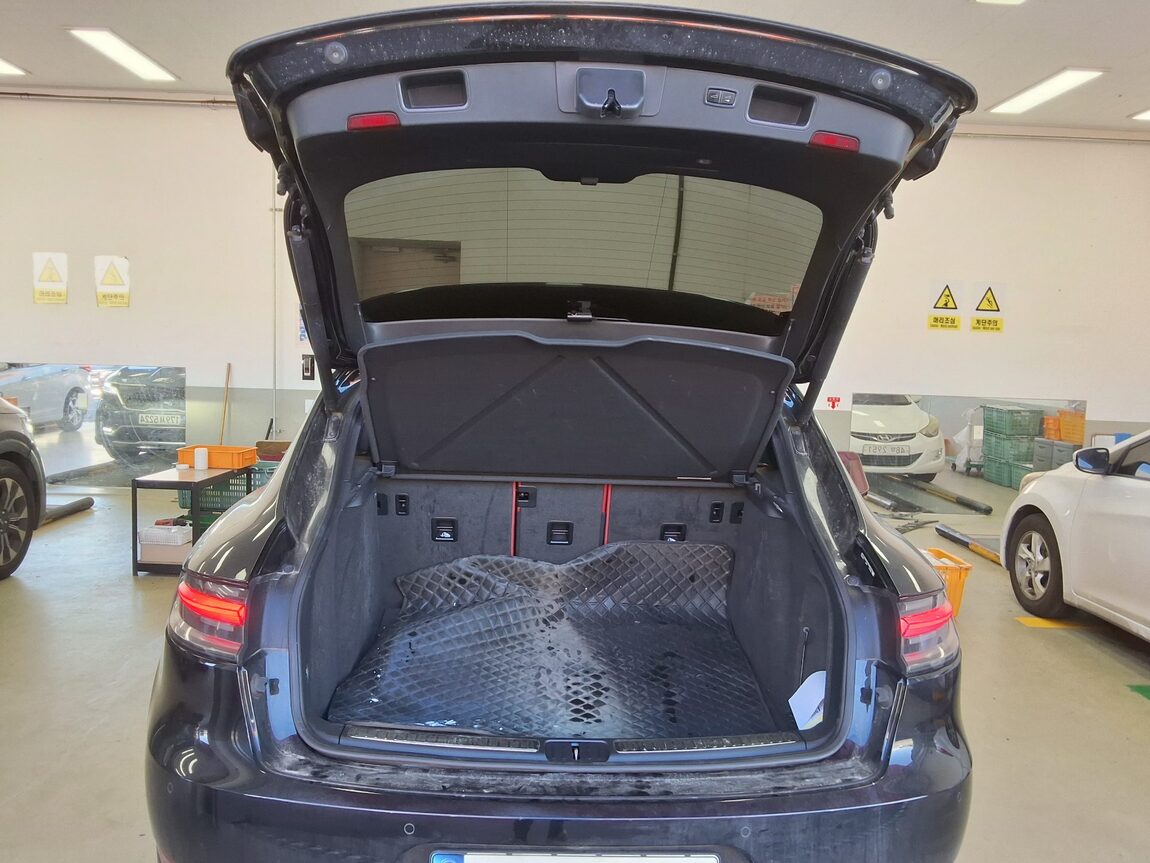 PORSCHE MACAN 2.9 GTS 2021 - zdjęcie 15