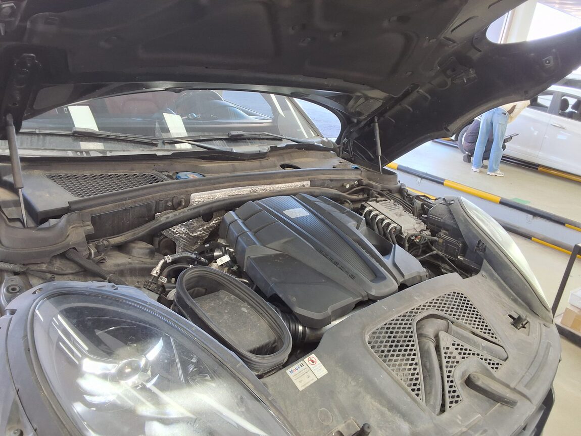 PORSCHE MACAN 2.9 GTS 2021 - zdjęcie 22