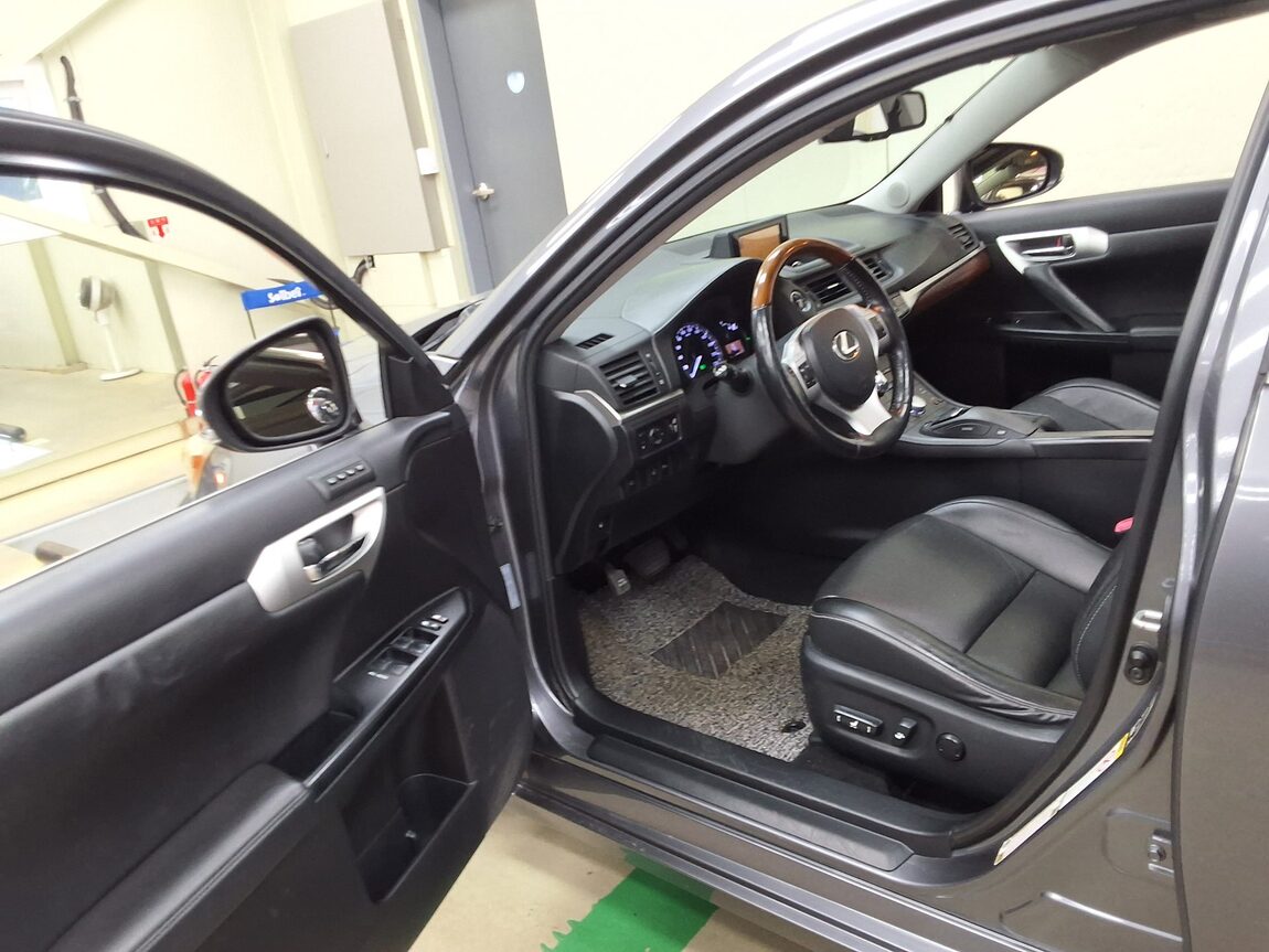 LEXUS CT 200h LUXURY 2012 - zdjęcie 11