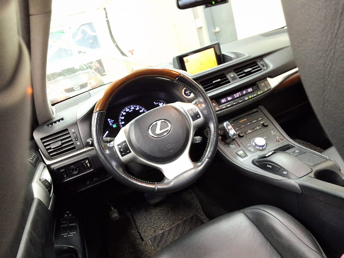 LEXUS CT 200h LUXURY 2012 - zdjęcie 12