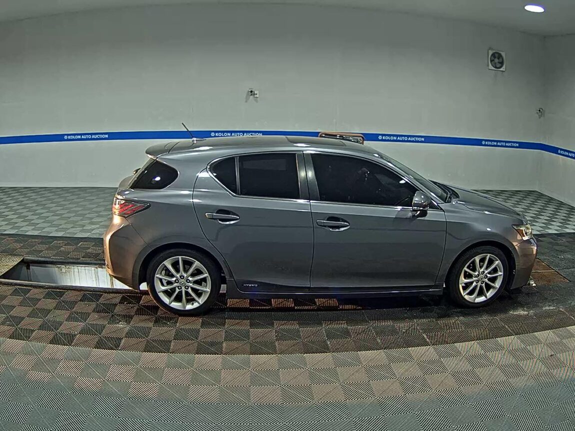 LEXUS CT 200h LUXURY 2012 - zdjęcie 4