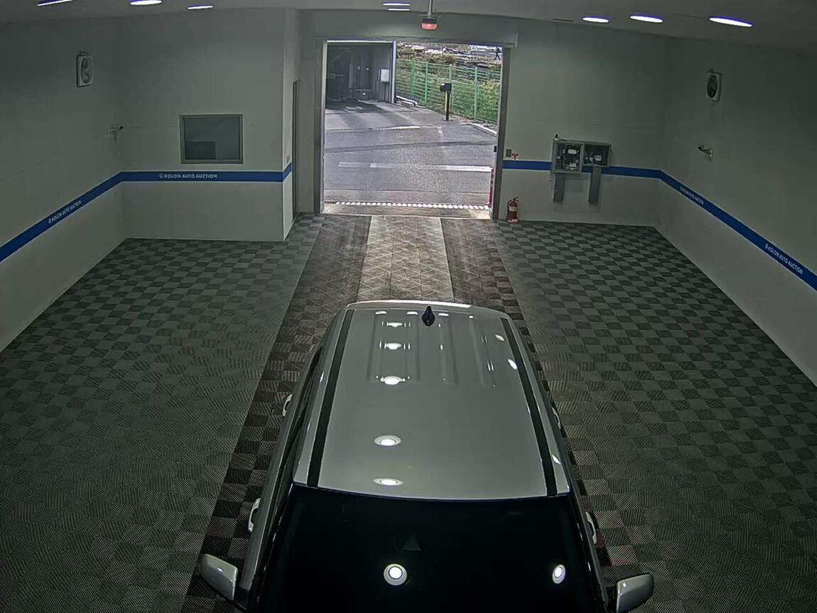 HYUNDAI VENUE 1.6 GASOLINE MODERN 2020 - zdjęcie 7