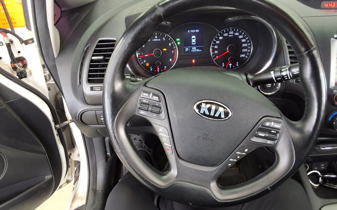 KIA K3 1.6 GDI PRESTIGE 2015 - zdjęcie 17