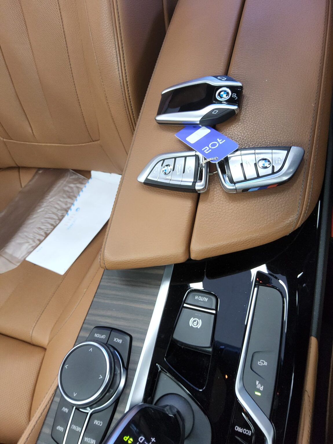 BMW 5 SERIES (7TH GEN) 520d M SPORT PACK PLUS 2017 - zdjęcie 20