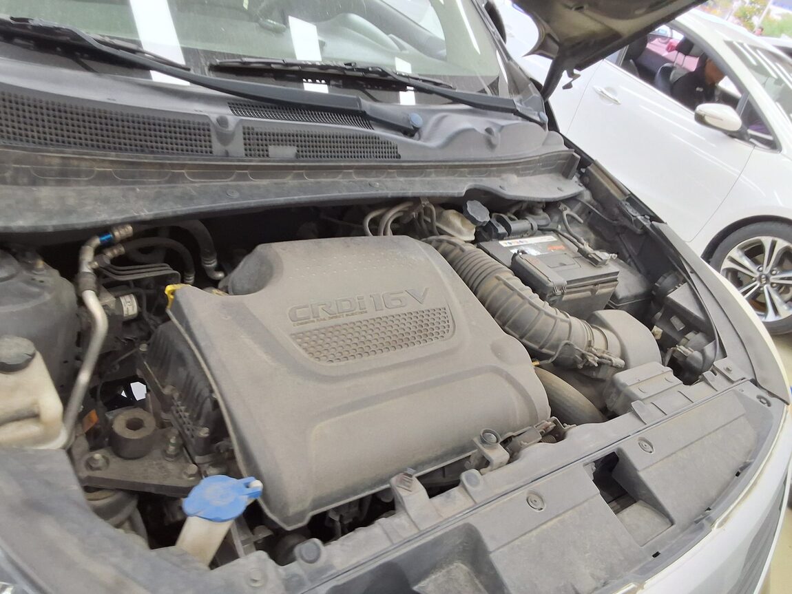 KIA SPORTAGE R DIESEL R2.0 2WD TLX LUXURY MODEL 2012 - zdjęcie 18