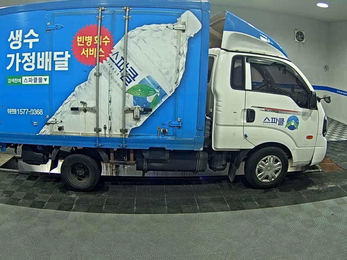 KIA THE NEW BONGO III CARGO 1 TON KING CAB EXTRA LONG WHEELBASE L 2020 - zdjęcie 4