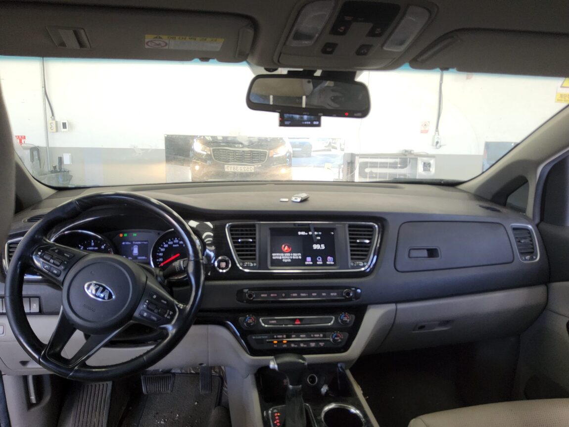 KIA THE NEW CARNIVAL 9-SEATER DIESEL PRESTIGE 2020 - zdjęcie 11