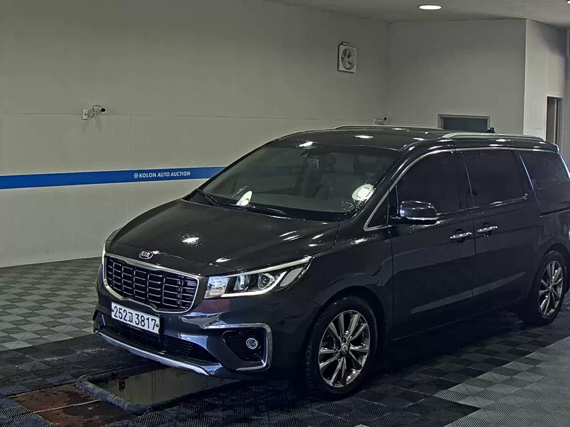 KIA THE NEW CARNIVAL 9-SEATER DIESEL PRESTIGE 2020 - zdjęcie 2