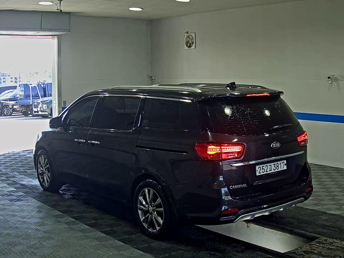 KIA THE NEW CARNIVAL 9-SEATER DIESEL PRESTIGE 2020 - zdjęcie 6
