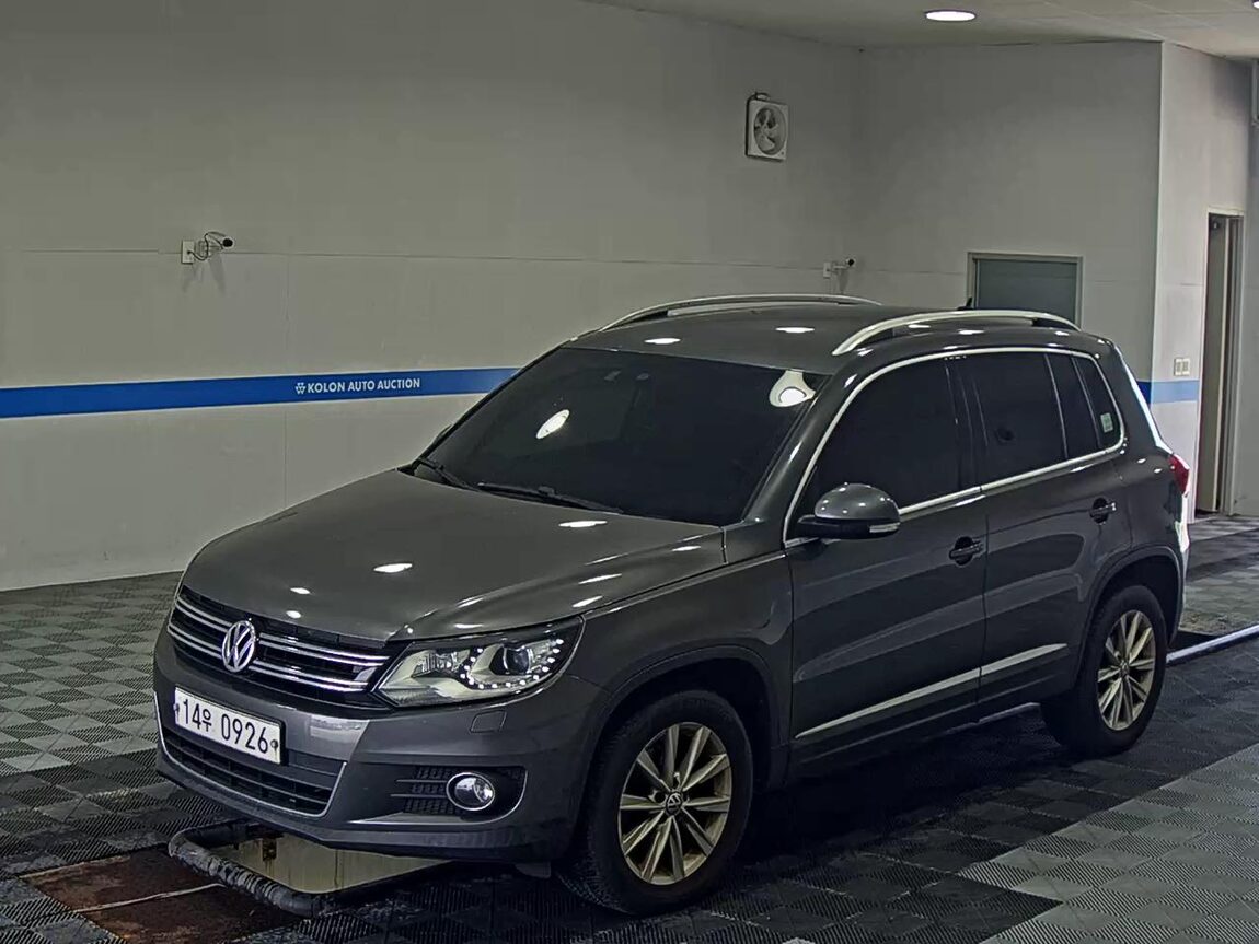 VOLKSWAGEN TIGUAN 2.0 TDI BLUEMOTION 2016 - zdjęcie 2