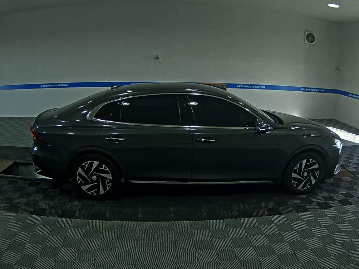 HYUNDAI THE NEW GRANDEUR IG HYBRID 2.4 HEV EXCLUSIVE 2022 - zdjęcie 4